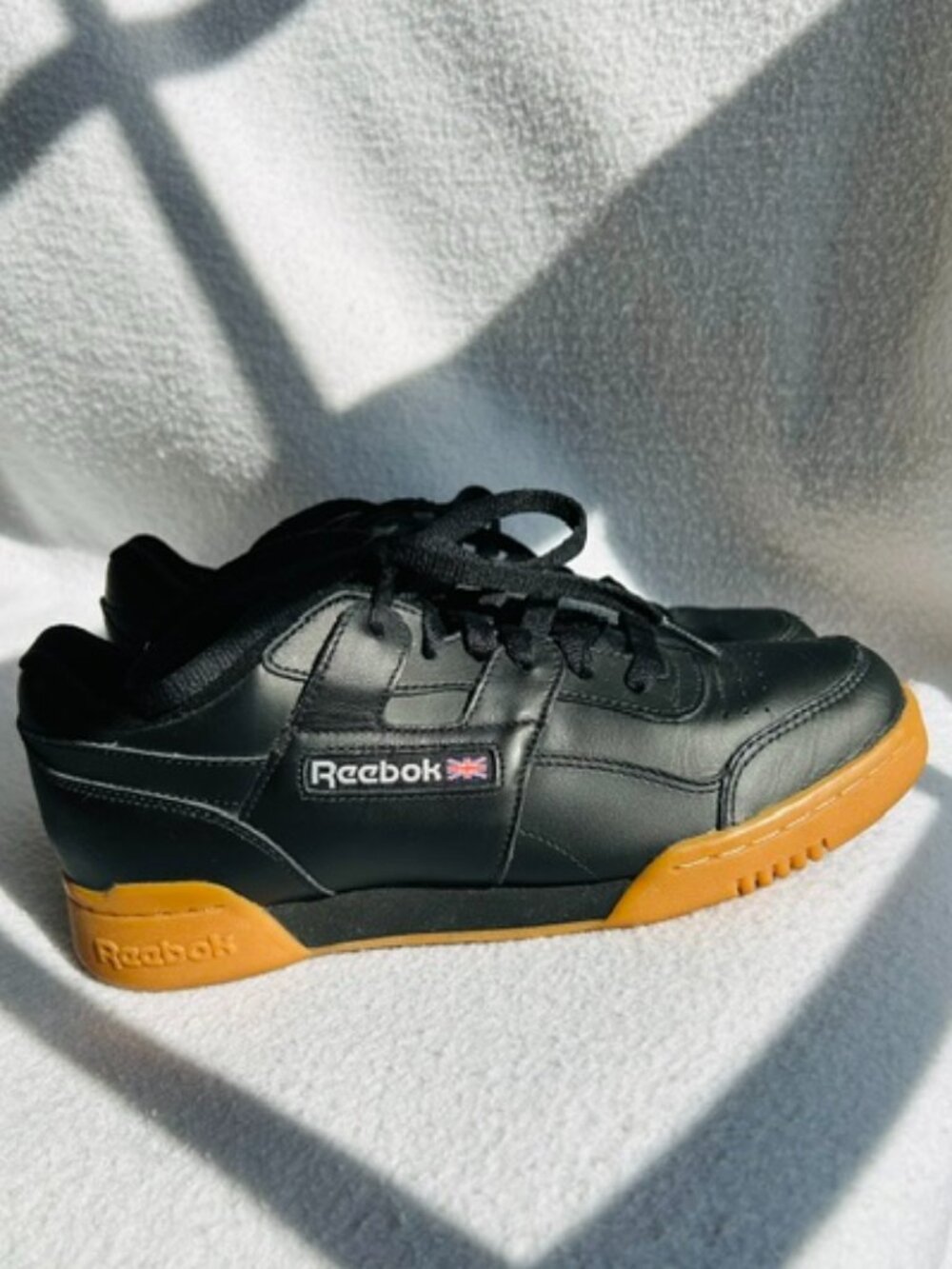 Reebok Workout Plus Black Gum Leather Sneakers Women's 8 / Men's 6.5